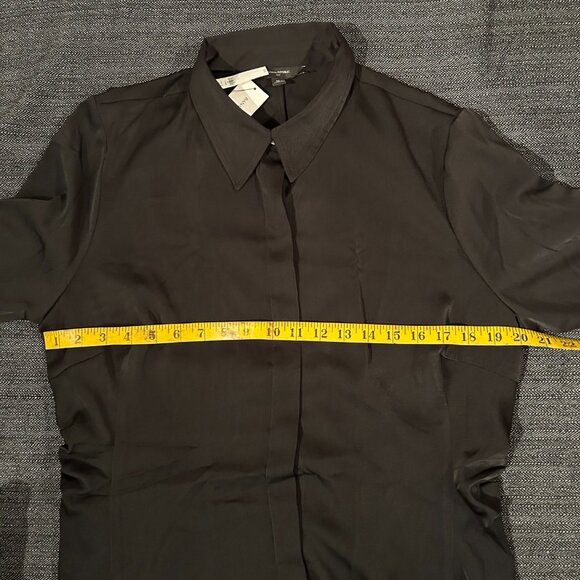 Banana Republic Black Satin Blouse, NWT, size 16 - Picture 4 of 7